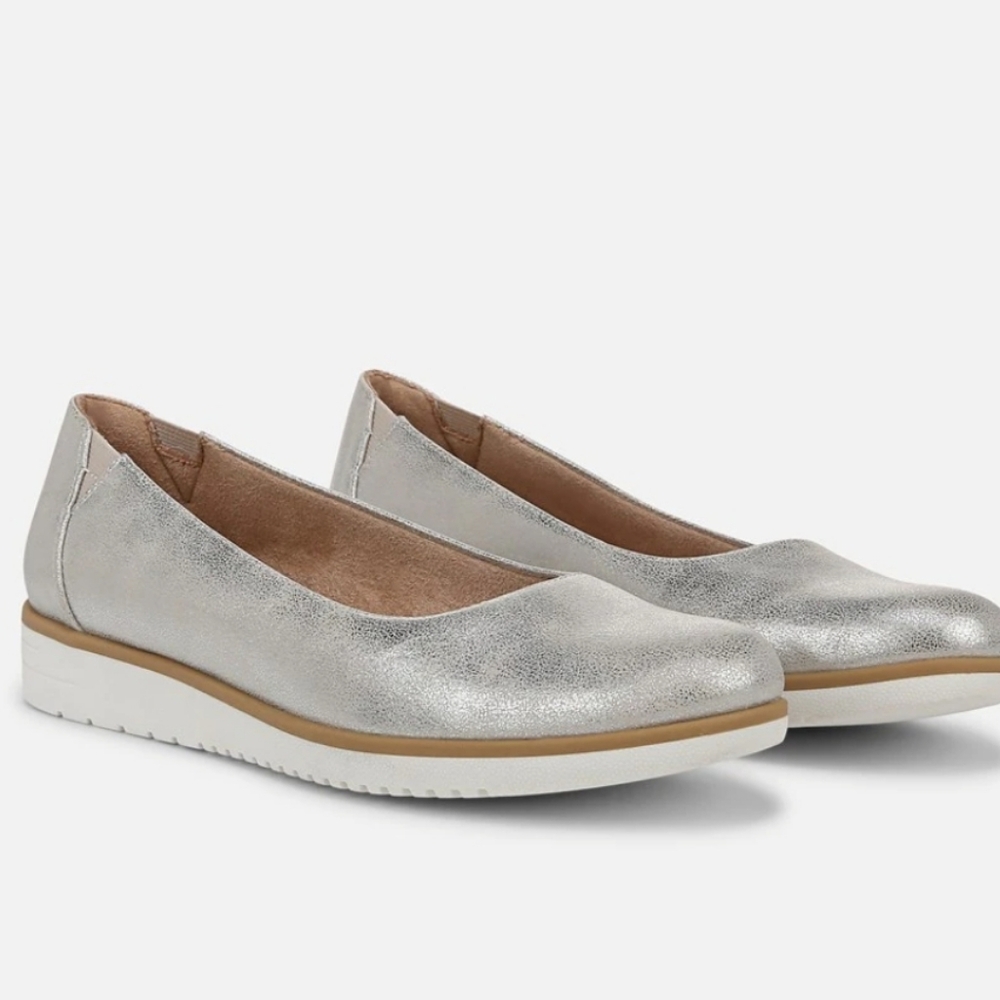 SOUL Naturalizer Metallic Silver Ballet Flats